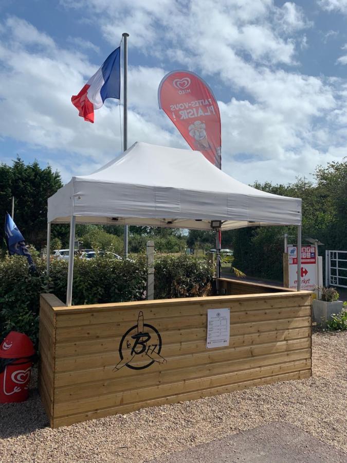 Camping Les Carolins Saint-Lo-d'Ourville Exterior photo